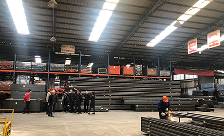 精湛工藝 | 專業(yè)技術(shù) | 線切割機床