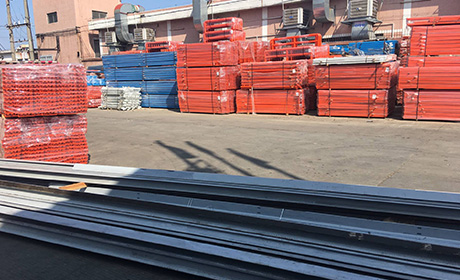 精湛工藝 | 專業(yè)技術(shù) | 線切割機床