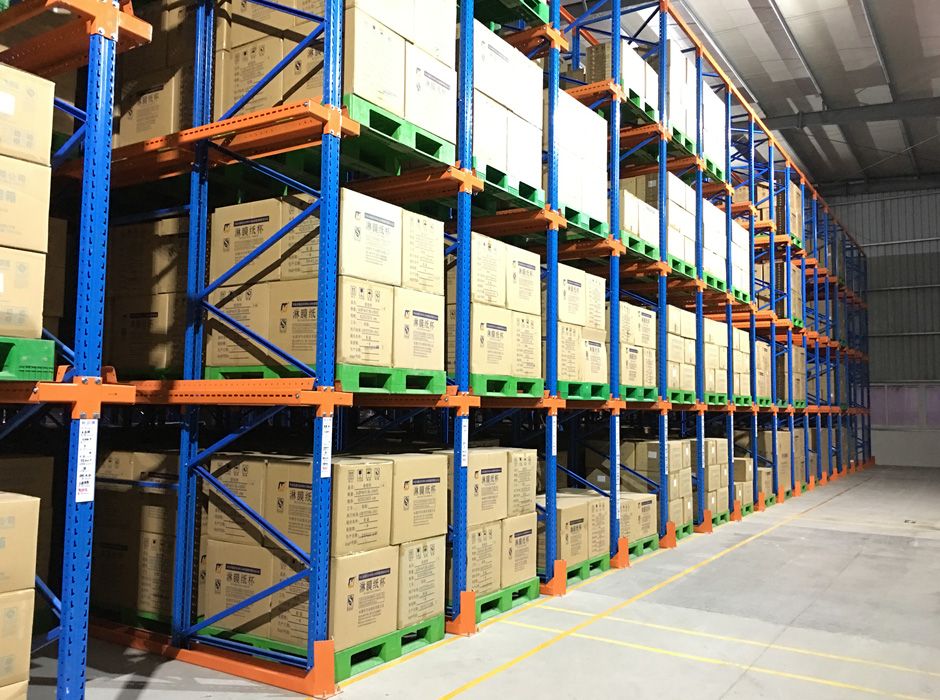 匯偉塑膠中山通廊式貨架【易達(dá)貨架】