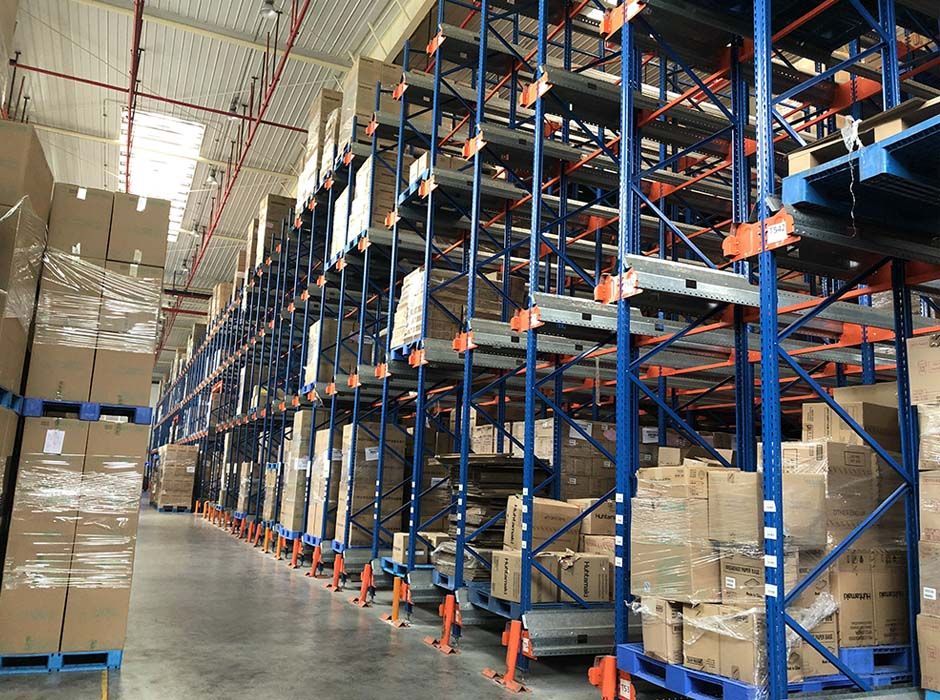 廣州普樂包裝密集型穿梭式貨架【易達(dá)貨架】 廣州普樂包裝密集型穿梭式貨架【易達(dá)貨架】