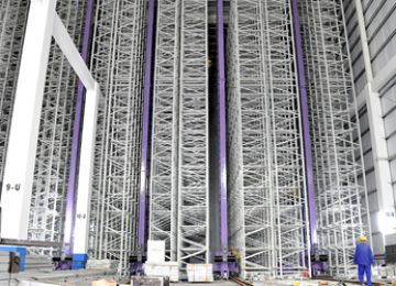 深圳立體倉儲貨架廠家生產貨架出來會試安裝嗎？【易達貨架】