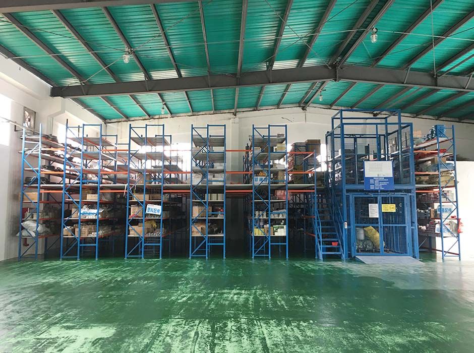 致遠(yuǎn)新材料廣東閣樓平臺貨架【易達(dá)貨架】