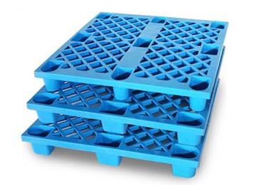 中山市倉儲貨架倉庫貨架配什么托盤好？【易達貨架】