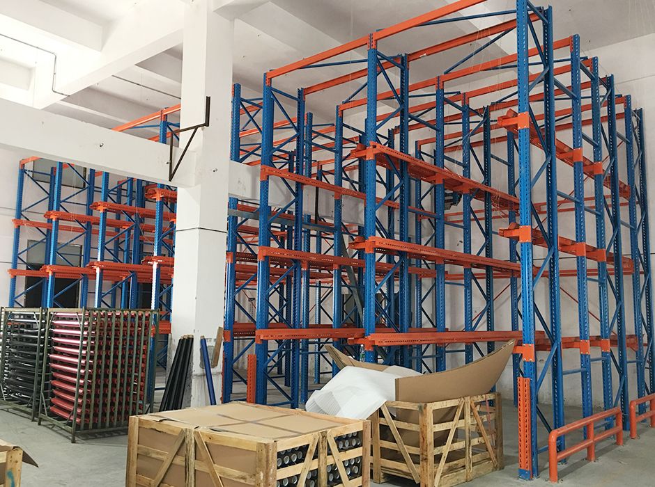 廣東碩成科技重型駛?cè)胧絺}儲貨架【易達貨架】 廣東碩成科技重型駛?cè)胧絺}儲貨架【易達貨架】