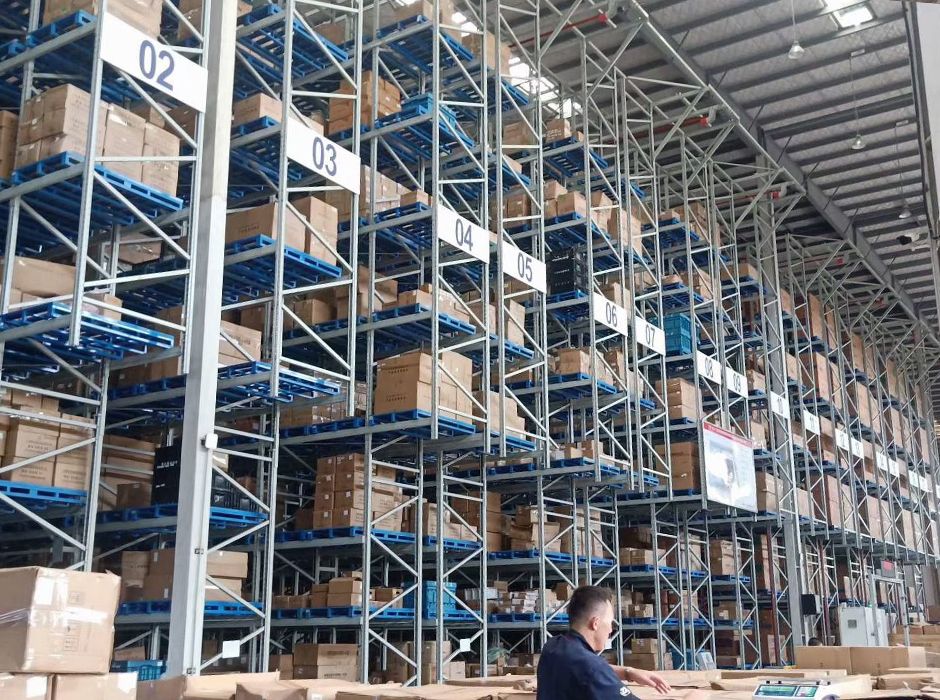 賽力斯集團(tuán)新能源立體倉庫【易達(dá)貨架】 賽力斯集團(tuán)新能源立體倉庫【易達(dá)貨架】