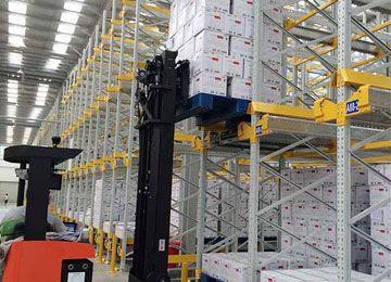 冷庫(kù)智能貨架貨位密集程度有多高？【易達(dá)貨架】