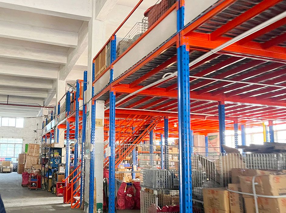 佳福斯閥門廣州閣樓平臺貨架【易達貨架】 佳福斯閥門廣州閣樓平臺貨架【易達貨架】