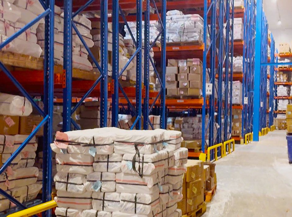 印尼食品公司冷庫(kù)雙深位貨架【易達(dá)貨架】 印尼食品公司冷庫(kù)雙深位貨架【易達(dá)貨架】