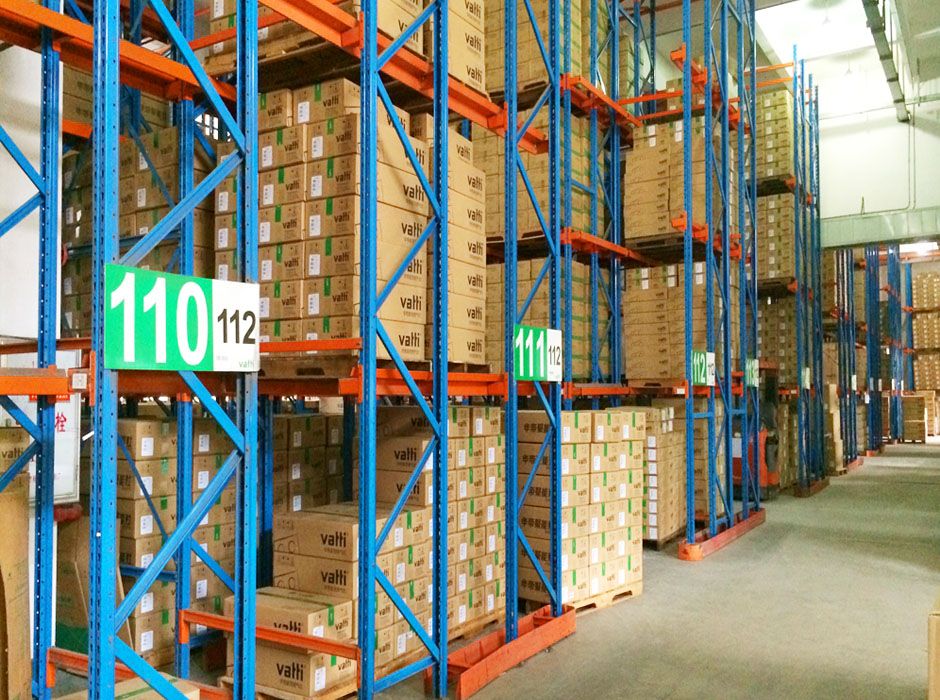 愛立信公司密集型貫通式貨架【易達(dá)貨架】