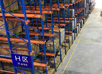 冷庫貨架批發(fā)價格如何獲??？【易達貨架】