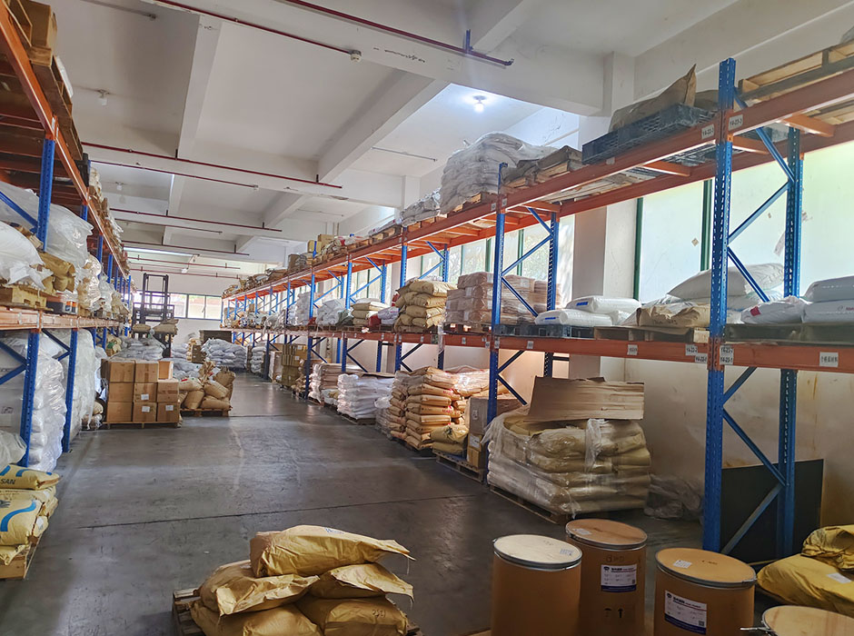 波斯科技股份廣東橫梁托盤(pán)貨架【易達(dá)貨架】