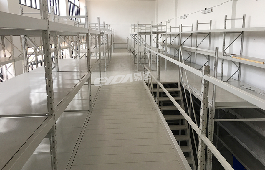 中山貨架式閣樓