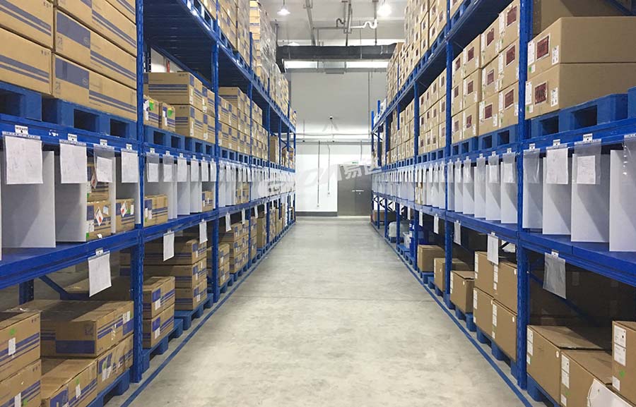 廣東中量型擱板式貨架 廣東中量型擱板式貨架