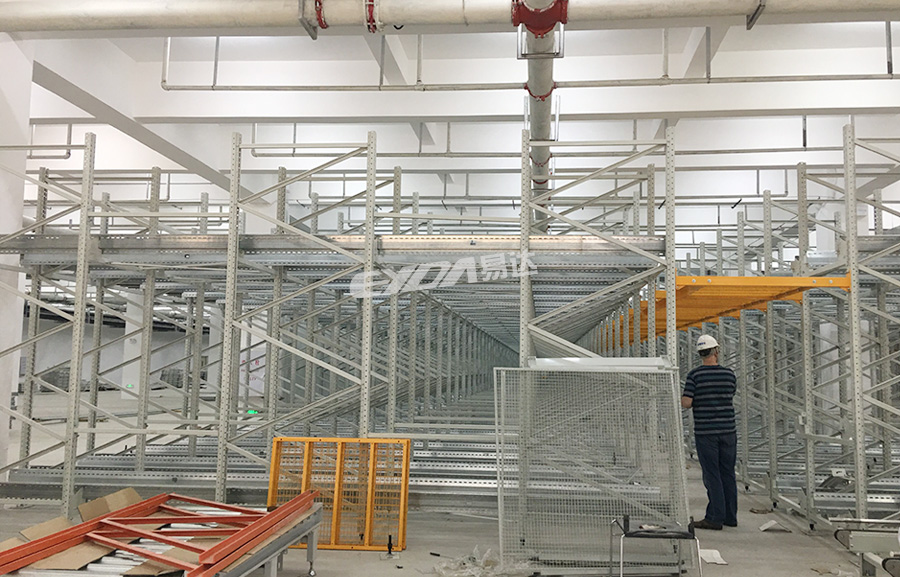 東莞穿梭式貨架