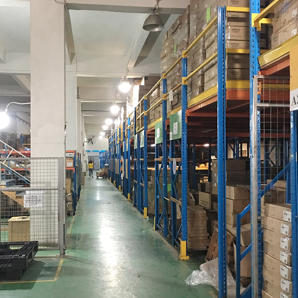 中堂重型倉儲(chǔ)貨架 中堂重型倉儲(chǔ)貨架