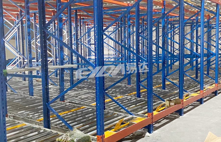 重力式滾筒貨架