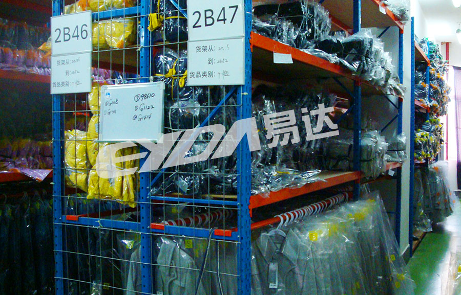 服裝倉(cāng)庫(kù)貨架